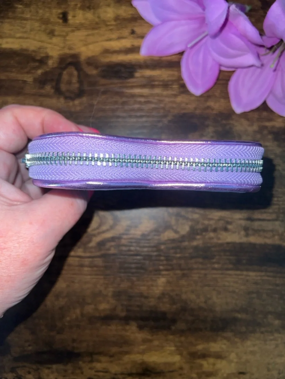 NWOT Juicy Couture Lavender Heart Wristlet with Rhinestone and Pearl Logo - Picture 5 of 5